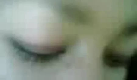 Trío caliente con dos amigas dulces