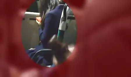La sexy rubia Jodi Roxxx monta la polla dura como una roca